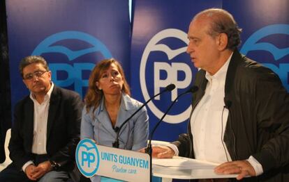 El ministro del Interior, Jorge Fern&aacute;ndez D&iacute;az, en un acto del PP en Barcelona.