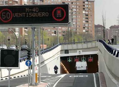 Túnel de conexión entre las avenidas de la Ilustración y el Ventisquero de la Condesa.