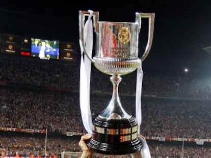 Todos los aficionados del Barcelona y el Sevilla serán cacheados antes de entrar el domingo en el Calderón