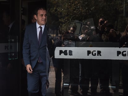 El gobernador de Morelos, Cuauhtémoc Blanco, en la sede de la Fiscalía General de la República, en Ciudad de México, en 2019.