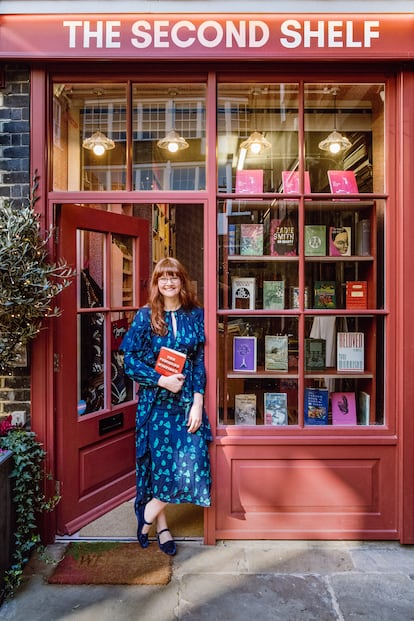 A.N. Devers, en su tienda The Second Shelf, en el barrio londinense del Soho.