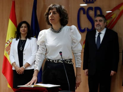 Irene Lozano promete su cargo ante su antecesora, María José Rienda, y el ministro Rodríguez Uribes.