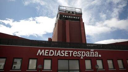 Mediaset negocia con Vivendi para sacar adelante la fusión