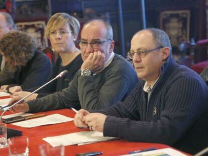 Garitano e Izagirre, durante la reunión que diversas administraciones han mantenido para abordar los desperfectos del temporal.