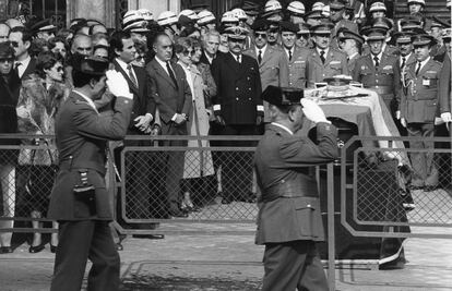 Funeral por el general Víctor Lago Román, asesinado por ETA el 4 de noviembre de 1982.