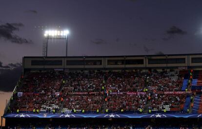 El Vicente Calderón, en un partido de Champions,