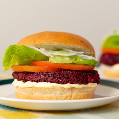 Hamburguesas vegetarianas de quinoa y remolacha