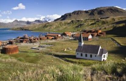 Antiga estação baleeira de Grytviken, nas ilhas Geórgias do Sul.