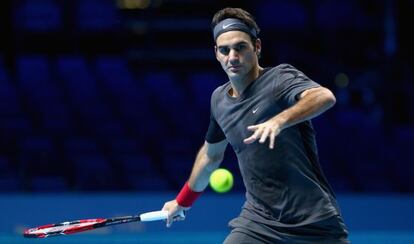 Federer en un entrenamiento hoy.