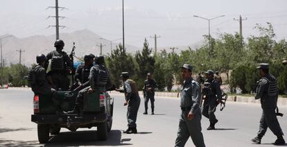 Fuerzas de seguridad afganas, cerca del Ministerio del Interior en Kabul, en mayo.
