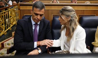 El presidente del Gobierno, Pedro Sánchez, da el pésame a la vicepresidenta Yolanda Díaz por el fallecimiento de su padre, el sindicalista Suso Díaz.