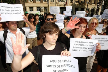 Imagen de una concentración contra la violencia de género celebrada en Murcia.