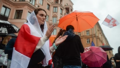 Protestas ayer frente al Ministerio del Interior de Bielorrusia, en el undcimo da de manifestaciones.