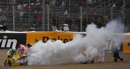 Luigi Morciano después de salirse de pista.