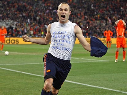 Iniesta celebra el gol que dio a España el Mundial de 2010.