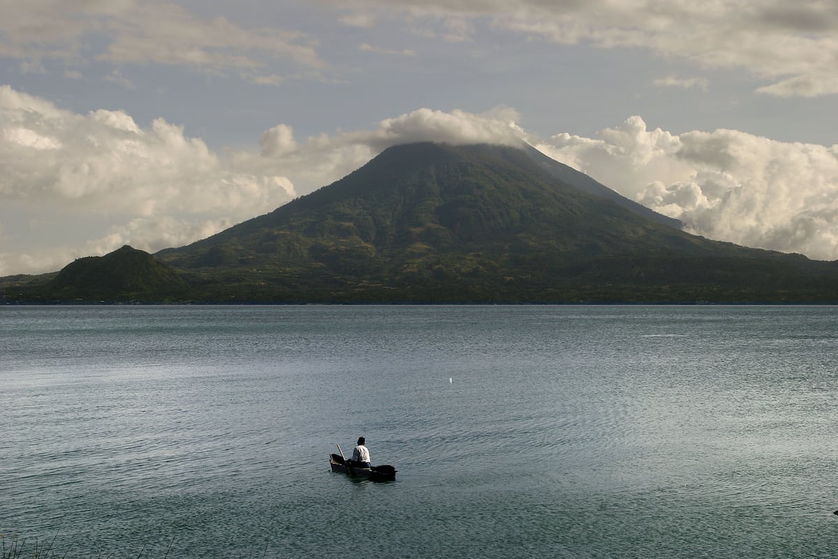 Descubriendo Guatemala: majestuosidad maya, selva infinita y lagos rodeados de volcanes