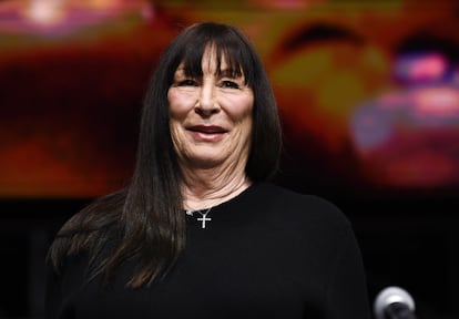 Anjelica Huston, en una convención en Los Ángeles en octubre de 2024.