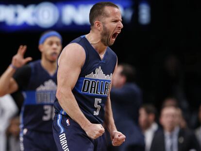 JJ Barea celebra un triunfo con Dallas. getty