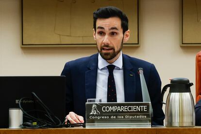 El secretario de Estado de Seguridad, Rafael Pérez, durante su comparecencia este jueves en la Comisión de Interior por el 'caso Cuarteles'.