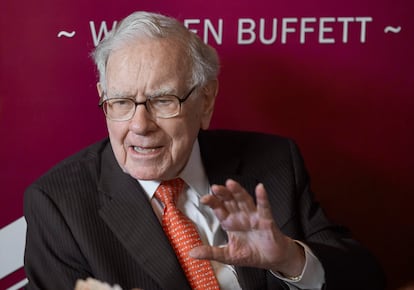 Warren Buffett, durante su participación en una de las asambleas anuales de  Berkshire Hathaway, el conglomerado que dirige