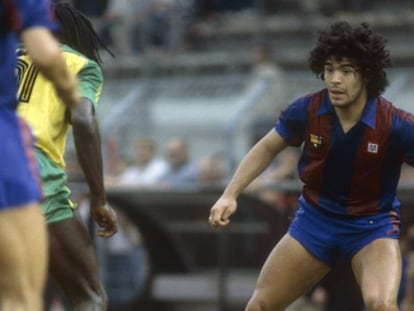 Maradona, durante su etapa como jugador del Barcelona.