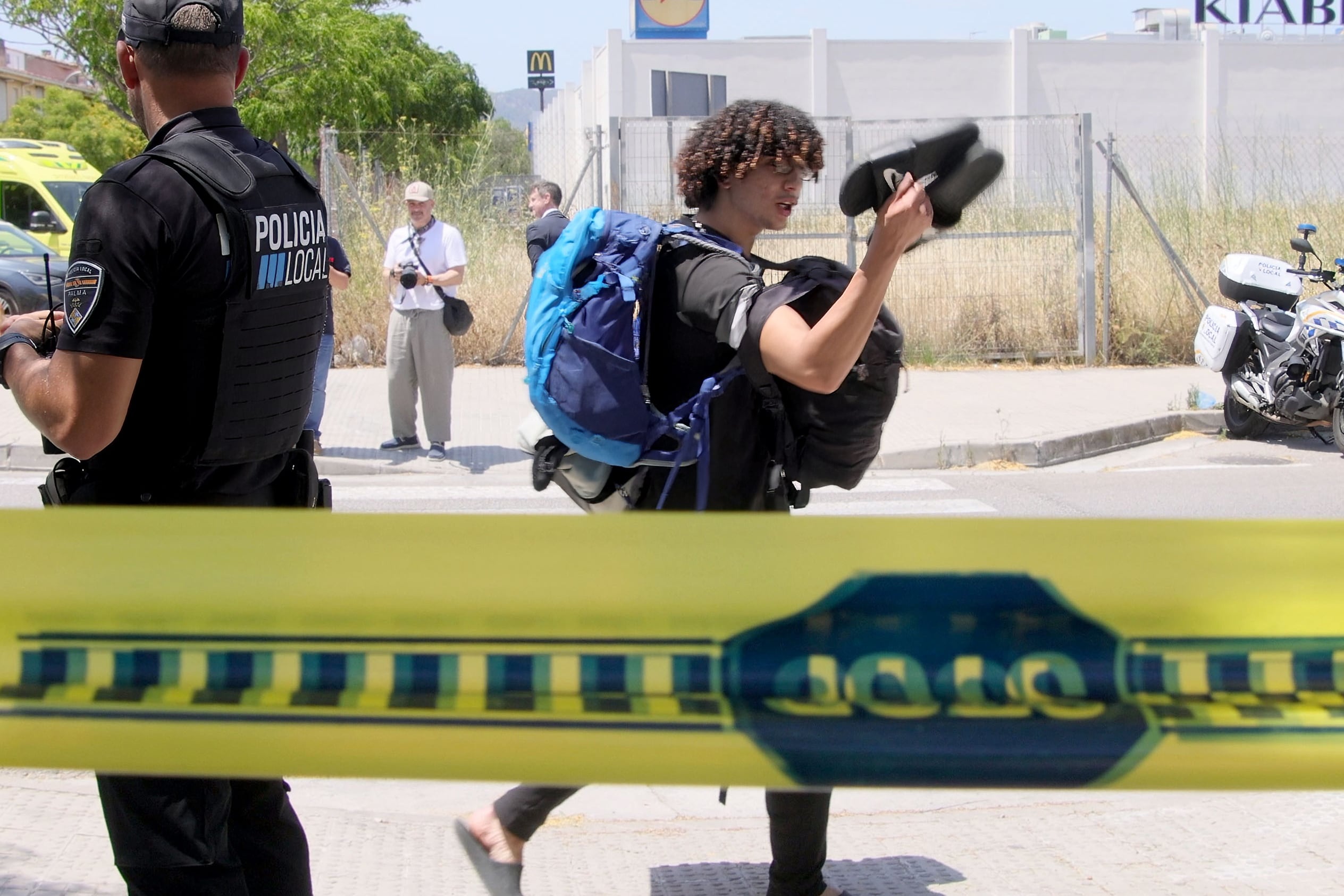 El Ayuntamiento de Palma desaloja la antigua cárcel okupada y desahucia a 70 personas