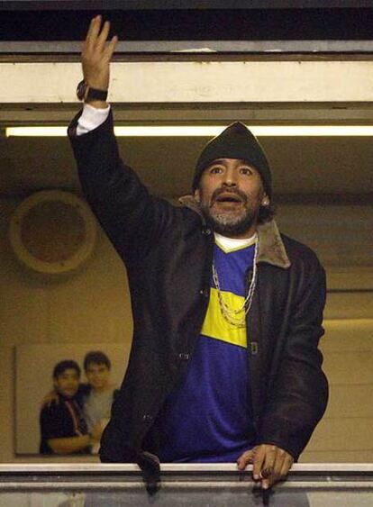 Maradona, en <i>la Bombonera.</i>