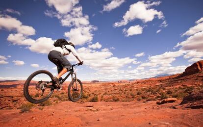 Ruta de 'mountain bike' en Moab, Utah (EE UU).