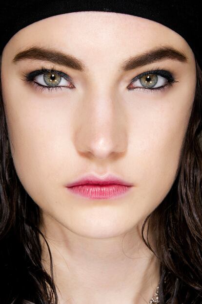 Cejas oscurecidas en el show de Sonia Rykiel.