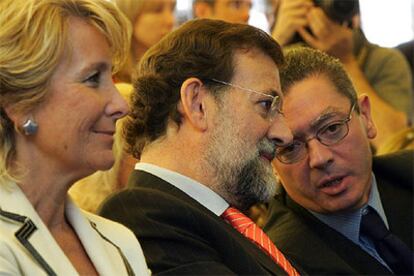 Reunión del grupo municipal del Partido Popular en Madrid, con Rajoy, Aguirre y Ruiz-Gallardón.