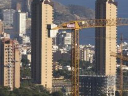 Obras de construcción de viviendas en Benidorm