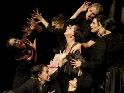 Una escena de 'La casa de Bernarda Alba'.