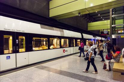 Un andén del metro de Valencia.