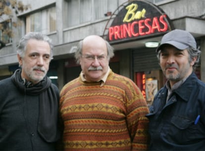 Director y actor junto al escritor Antonio Skármeta.