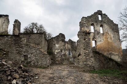 Viviendas en ruinas en Jánovas, el pasado marzo. 