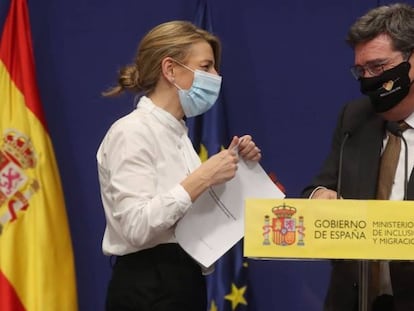 La ministra de Trabajo y Economía Social, Yolanda Díaz, y el ministro de Inclusión, Seguridad Social y Migraciones, José Luis Escrivá, el jueves.