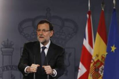 El presidente del Gobierno, Mariano Rajoy, durante la rueda de prensa en el Palacio de la Moncloa.