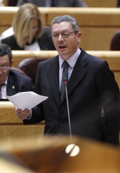 Gallardón, durante el pleno del Senado.