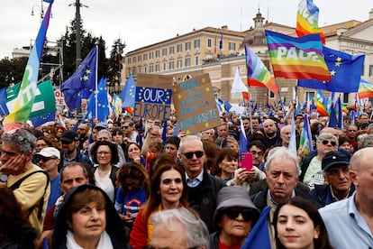 Manifestación en favor de Europa, de su unidad y su libertad, en la Piazza del Popolo de Roma, este sábado.