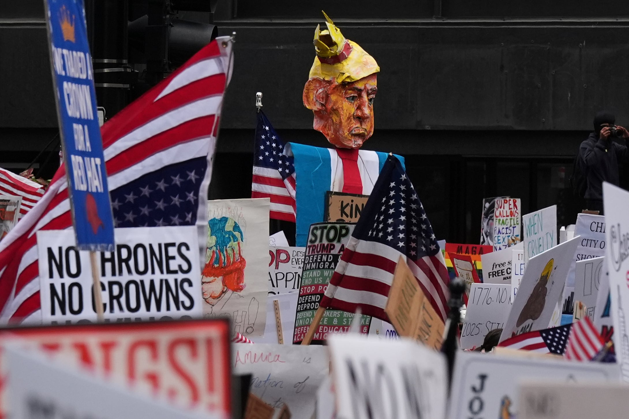 Una mayoría de estadounidenses desaprueba las políticas migratorias de Trump