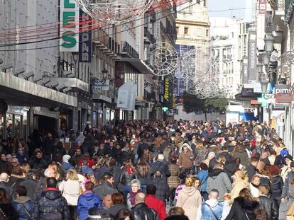 Imagen de la calle Preciados de Madrid durante la campaña de Navidad.