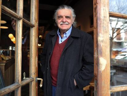 Horacio Gonz&aacute;lez, fotografiado en Buenos Aires tras la entrevista con EL PA&Iacute;S.