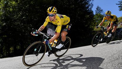 Roglic, durante la etapa del sábado en la Dauphiné.