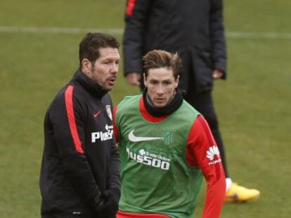 Simeone y Fernando Torres.
