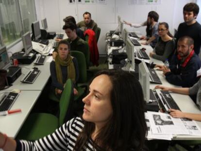 Alumnos en un aula del m&aacute;ster de periodismo UAM- EL PA&Iacute;S. 