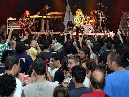 El público vibró la noche del viernes en la carpa dedicada al pop de los ochenta y los noventa en el Mediàtic Festival, en Alicante.