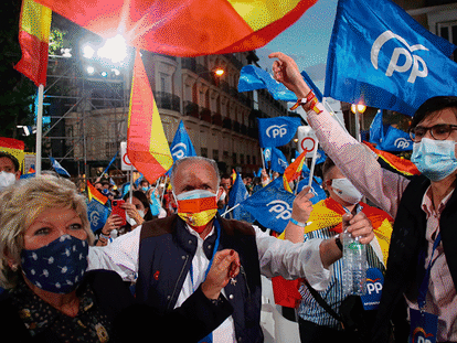 La noche de las elecciones autonómicas en Madrid, en imágenes