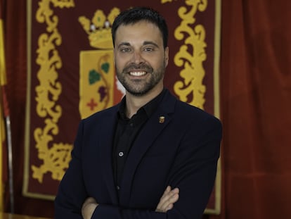 Guillem Alsina, alcalde socialista de Vinaròs, en una imagen oficial del Ayuntamiento.