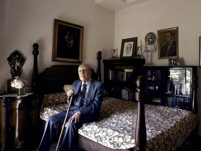 Jorge Luis Borges, en su casa de Buenos Aires, en 1983.