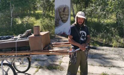 Alexander Gabishev posa en un punto del camino, en una fotografía de sus redes sociales.